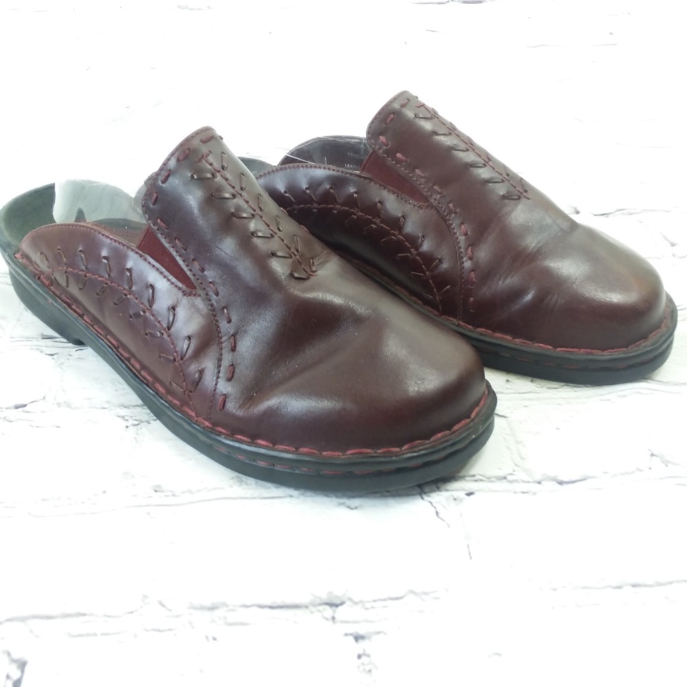 Clarks Leather Mules Slides Burgundy